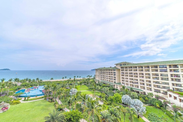 Gallery - Horizon Resort & Spa