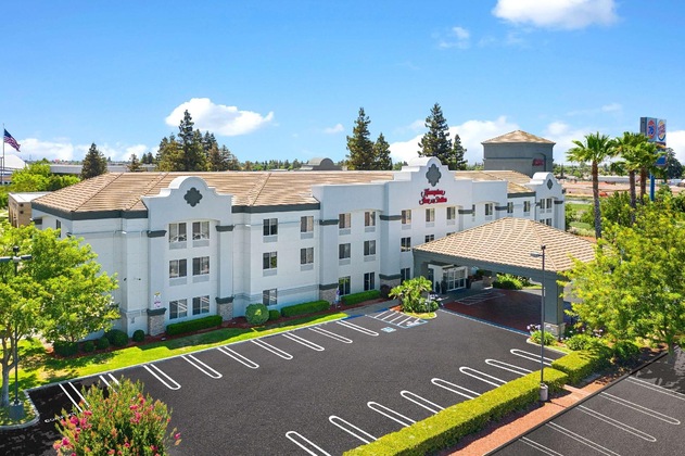 Gallery - Hampton Inn & Suites Modesto-Salida