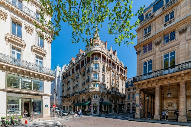 Gallery - La Clef Louvre Paris By The Crest Collection