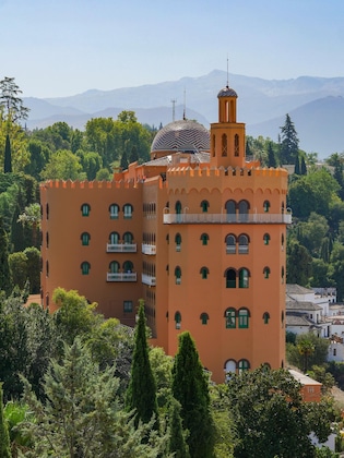 Gallery - Alhambra Palace Hotel