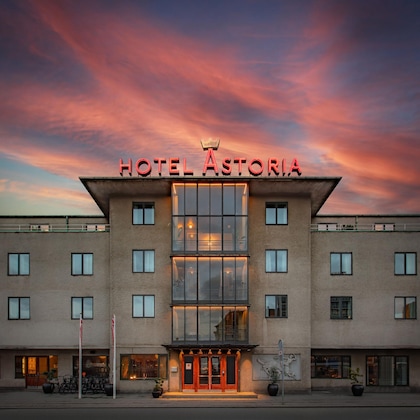 Gallery - Hotel Astoria, Bw Signature Collection