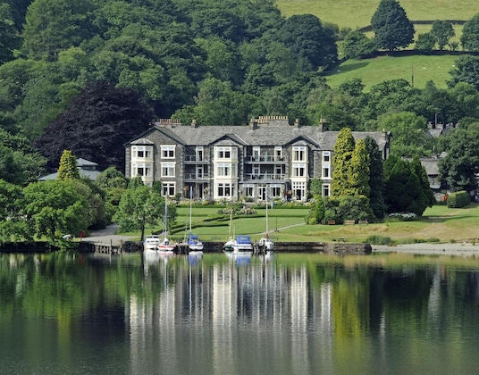 Gallery - The Inn On The Lake