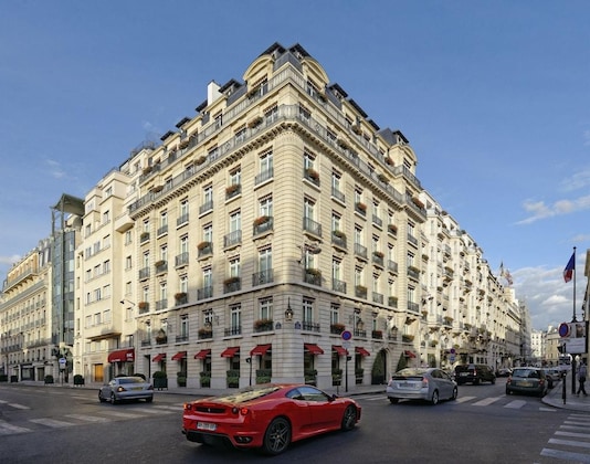 Gallery - Le Bristol Paris - An Oetker Collection Hotel