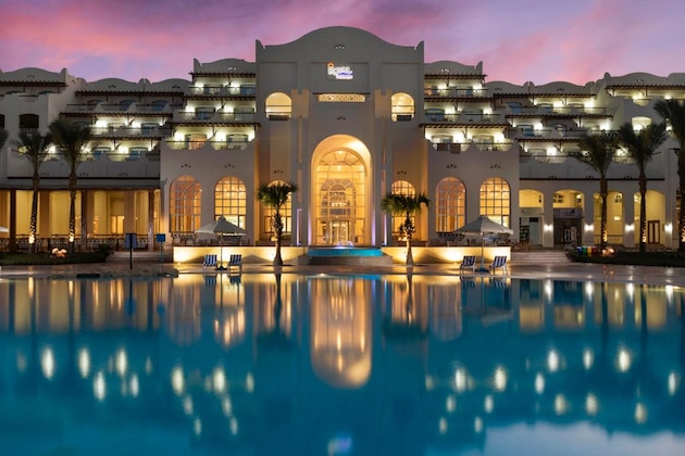 Gallery - Royal Lagoons Resort & Aqua Park Families And Couples Only