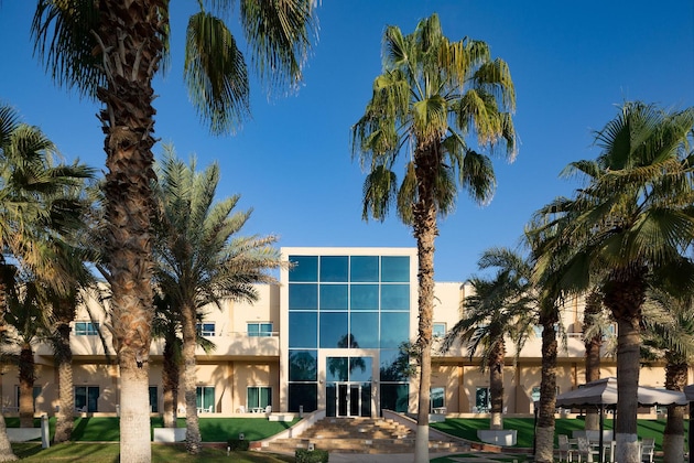 Gallery - Central Mafraq Hotel