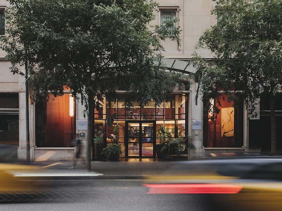 Gallery - Catalonia Boulevard