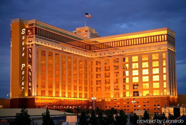 Gallery - South Point Hotel  Casino & Spa