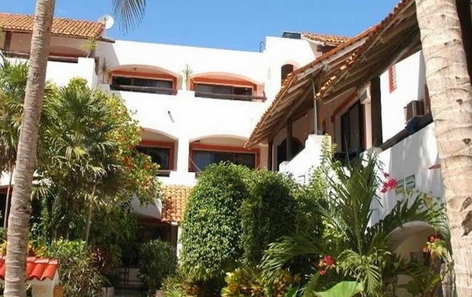 Gallery - Pelicano Inn Playa Del Carmen - Beachfront Hotel