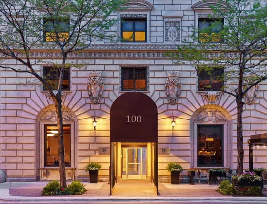 Gallery - Selina Chicago