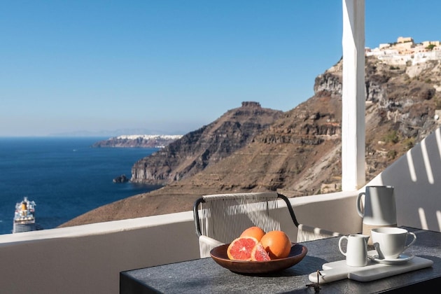 Gallery - Porto Fira Suites