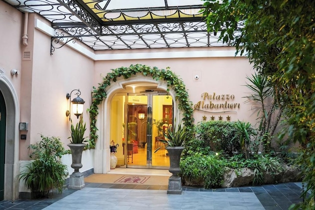 Gallery - Palazzo Alabardieri