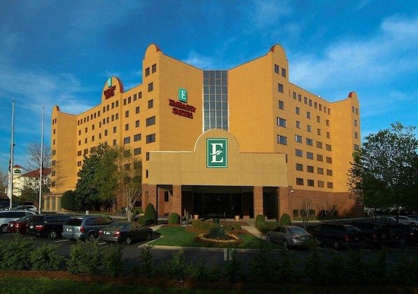 Gallery - Embassy Suites Charlotte