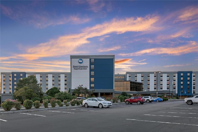 Gallery - Best Western Royal Plaza Hotel & Trade Center