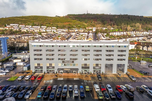 Gallery - Village Hotel Swansea