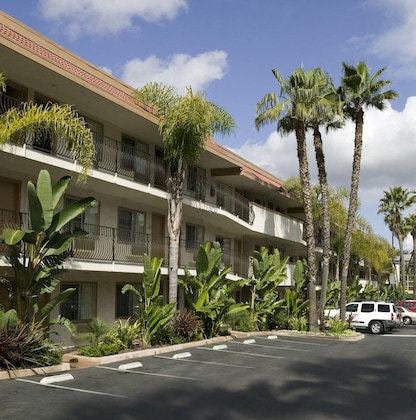 Gallery - Days Inn By Wyndham San Diego Hotel Circle