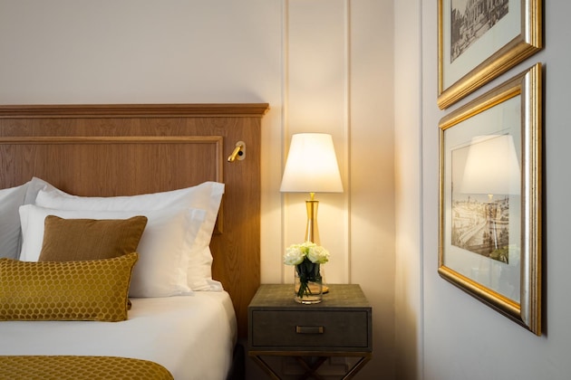 Gallery - Corinthia Palace Malta