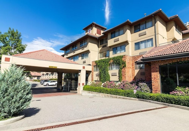 Gallery - The Kanata Kelowna Hotel & Conference Centre