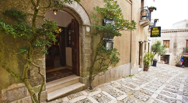 Gallery - Moderno Hotel