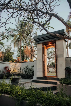 Gallery - New Sunari Lovina Beach Resort