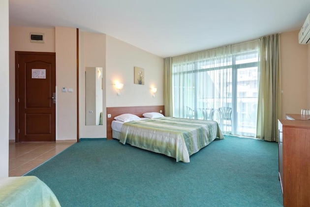 Gallery - L&B Hotel