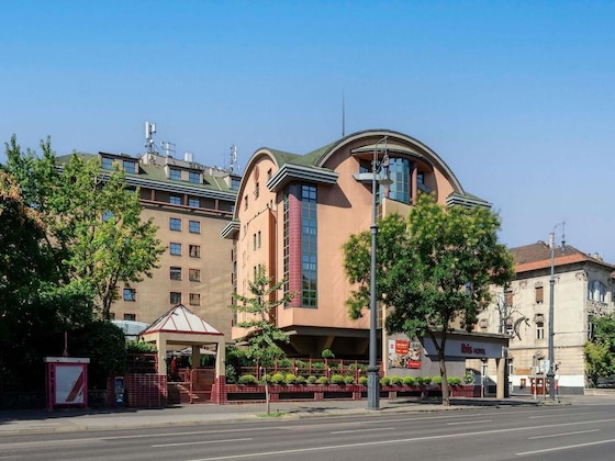 Gallery - Ibis Budapest Heroes Square