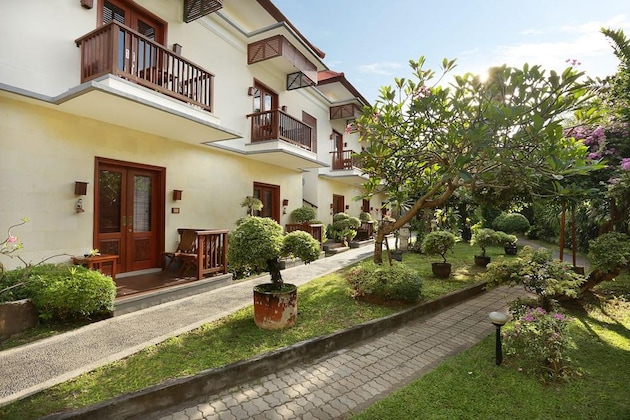 Gallery - Respati Beach Hotel