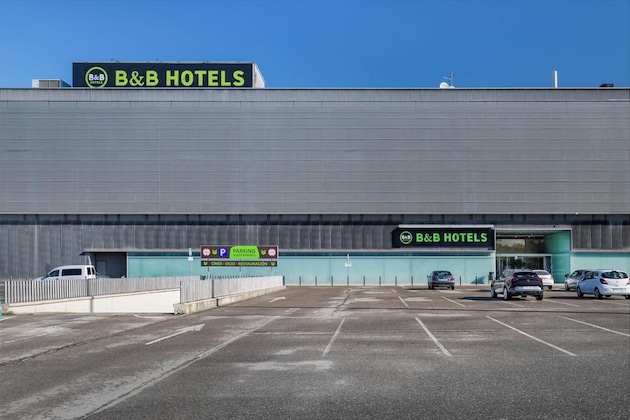 Gallery - B&B Hotel Logroño Las Cañas