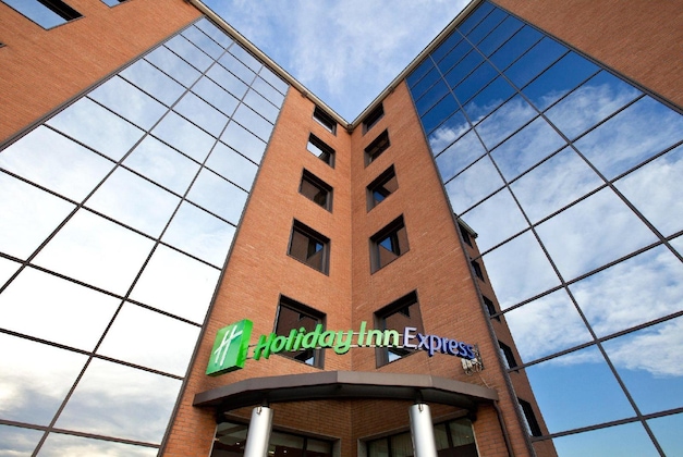 Gallery - Holiday Inn Express Reggio Emilia By Ihg