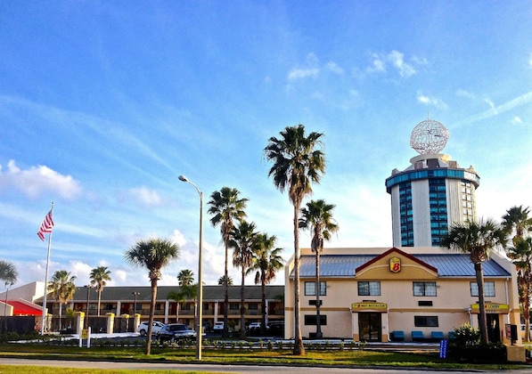 Gallery - Super 8 By Wyndham Orlando International Drive