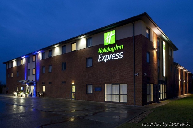 Gallery - Holiday Inn Express Bedford By Ihg