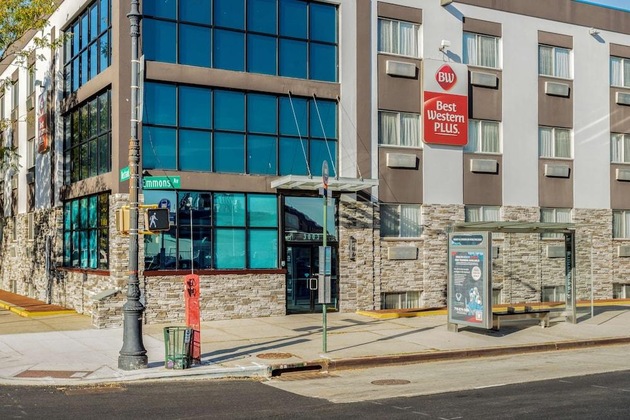 Gallery - Best Western Plus Brooklyn Bay Hotel