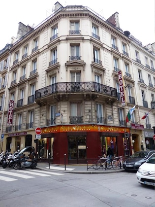 Gallery - Hôtel Des 3 Nations (Renovating Facade)