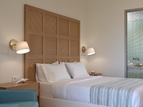 Gallery - Pilot Beach Resort