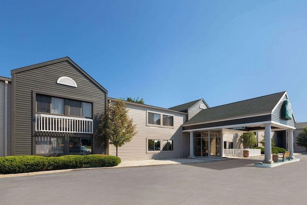 Gallery - La Quinta Inn By Wyndham Sheboygan