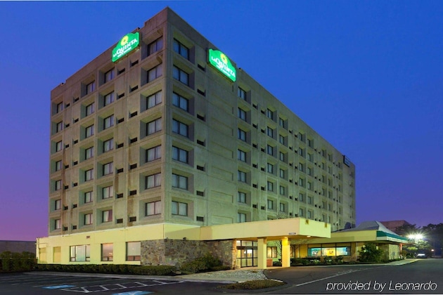 Gallery - La Quinta Inn & Suites By Wyndham New Haven