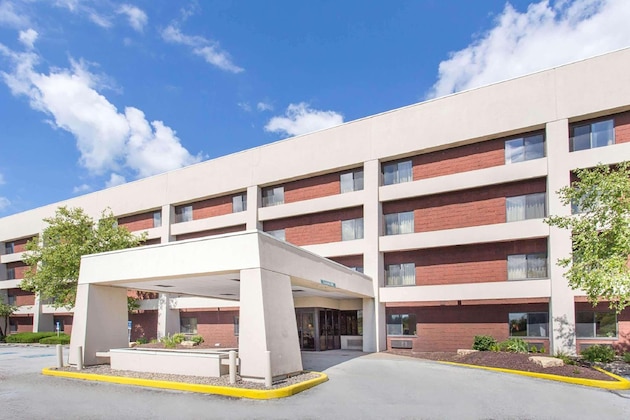 Gallery - Baymont By Wyndham Davenport