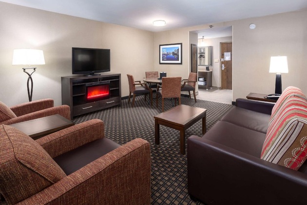 Gallery - Best Western Plus Ramkota Hotel