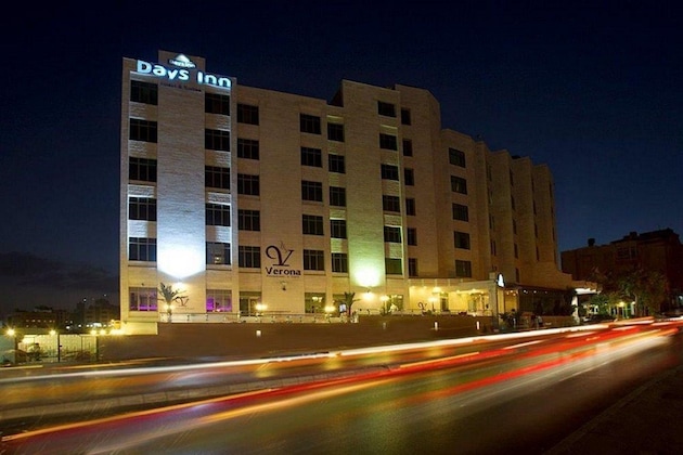 Gallery - Days Inn By Wyndham Hotel Suites Amman