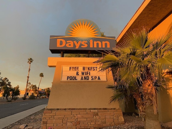 Gallery - Days Inn By Wyndham Lake Havasu