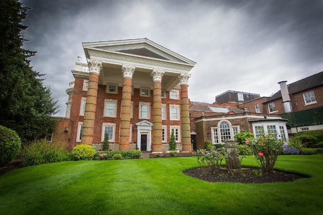 Gallery - Hendon Hall