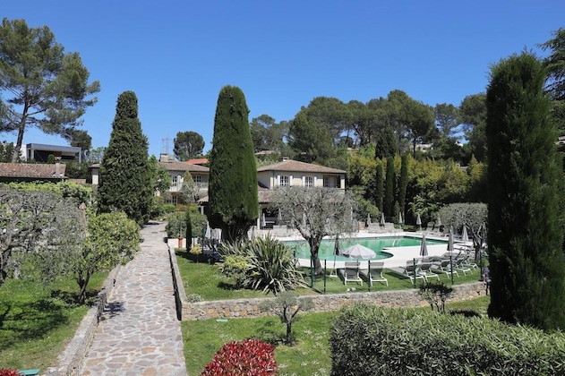 Gallery - La Bastide De Mougins, A Tribute Portfolio Hotel