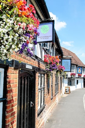 Gallery - Legacy Rose And Crown Hotel