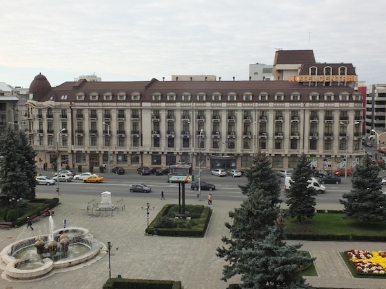 Gallery - Central Hotel