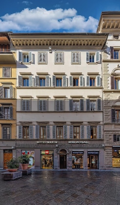 Gallery - Hotel Maxim Axial