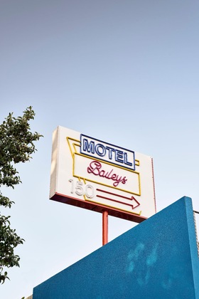 Gallery - Baileys Motel