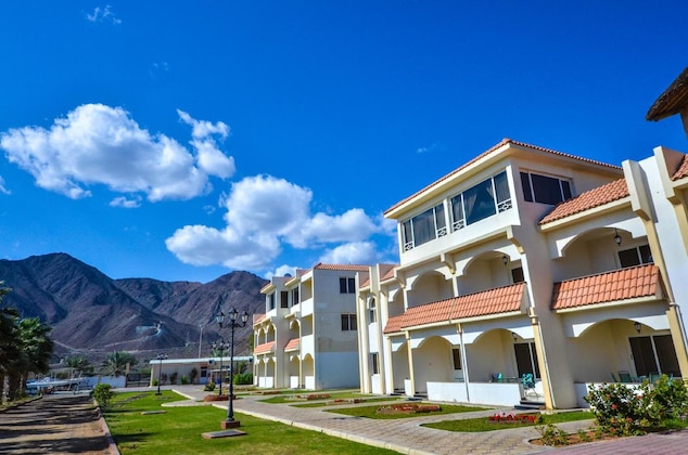Gallery - Sandy Beach Hotel & Resort