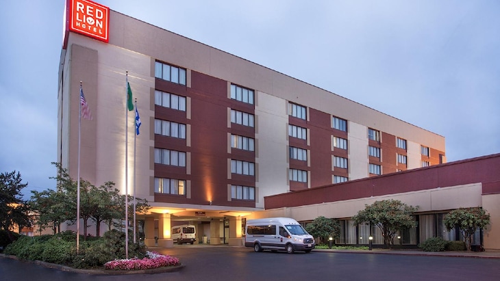 Gallery - Red Lion Hotel & Conference Center Seattle Renton