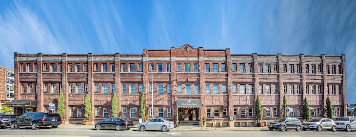 Gallery - Marqueen Hotel
