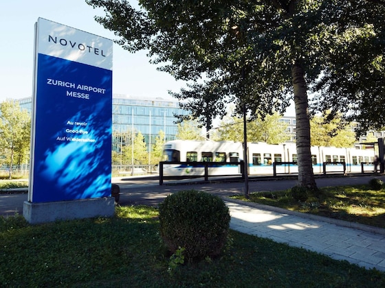 Gallery - Novotel Zurich Airport Messe