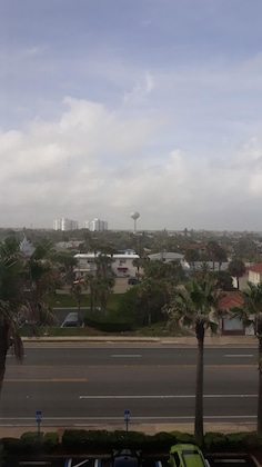 Gallery - Holiday Inn & Suites Daytona Beach On The Ocean By Ihg